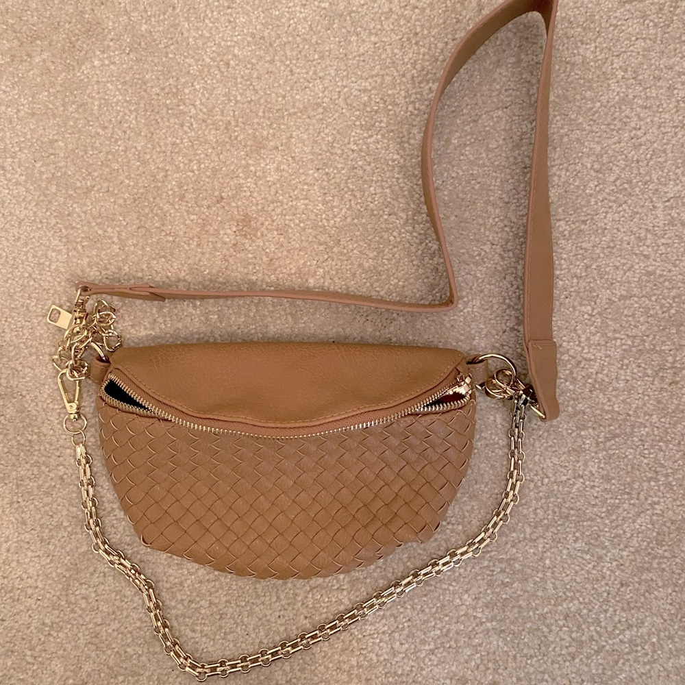 🛑SOLD🛑STEVE MADDEN belt bag